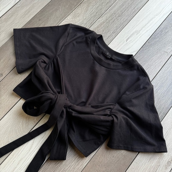 H:ours Black Tie-Front Crop Top. Size: Small Excellent Condition. - Picture 2 of 4